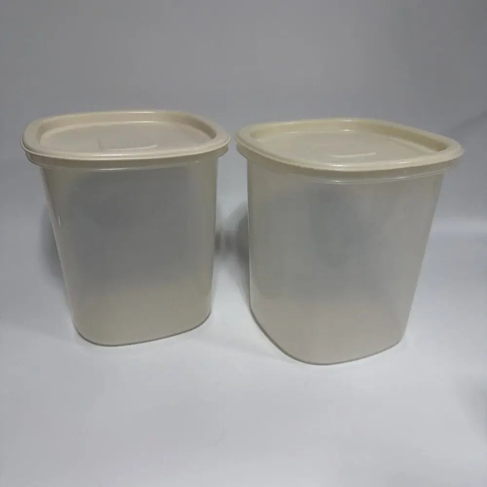 Rubbermaid set #6